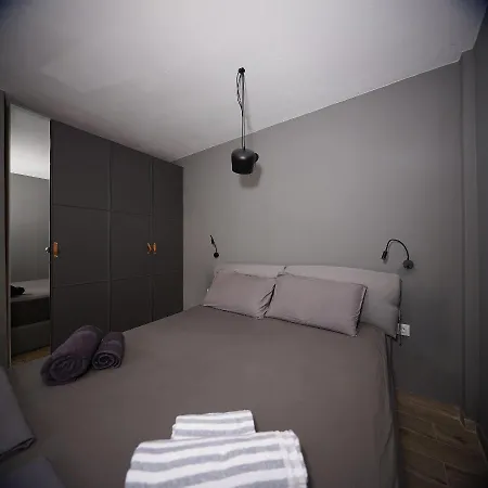 Eli - Luxury Nature Getaway - Strategically Located For Exploration - Onsite Power For Electric Vehicle Βίλα