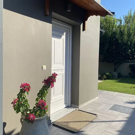 Eli - Luxury Nature Getaway - Strategically Located For Exploration - Onsite Power For Electric Vehicle Вилла