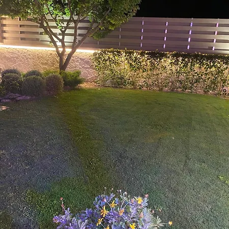 Вилла Eli - Luxury Nature Getaway - Strategically Located For Exploration - Onsite Power For Electric Vehicle