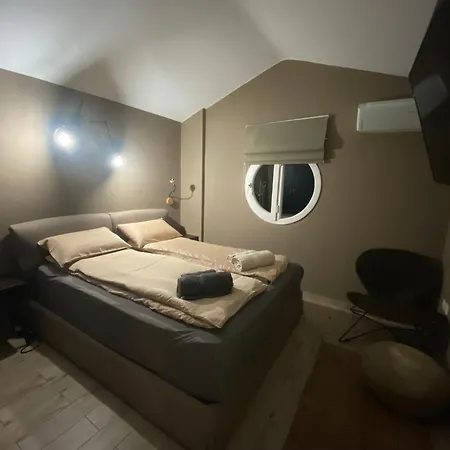 Eli - Luxury Nature Getaway - Strategically Located For Exploration - Onsite Power For Electric Vehicle Вилла Фурка