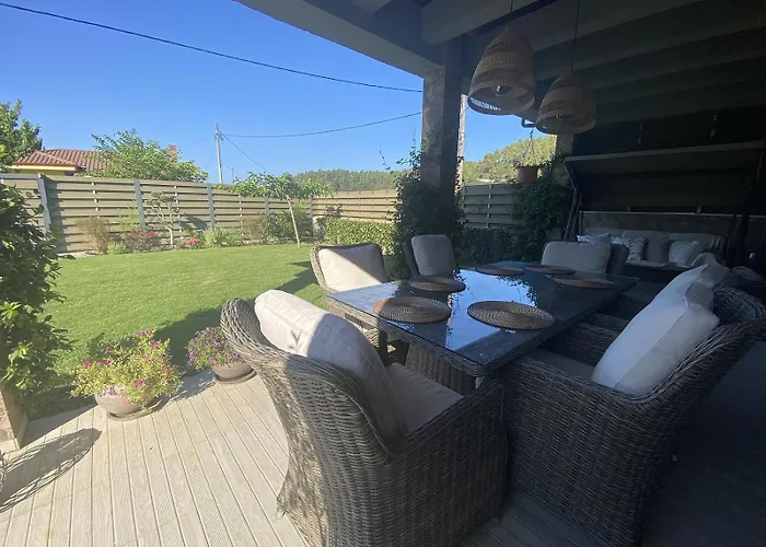 Villa Eli - Luxury Nature Getaway - Strategically Located For Exploration - Onsite Power For Electric Vehicle *