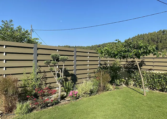 Eli - Luxury Nature Getaway - Strategically Located For Exploration - Onsite Power For Electric Vehicle *