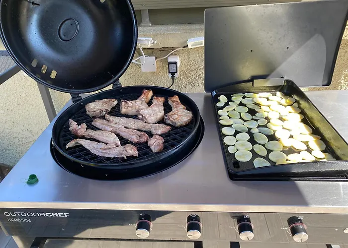 Villa Eli - Luxury Nature Getaway - Strategically Located For Exploration - Onsite Power For Electric Vehicle