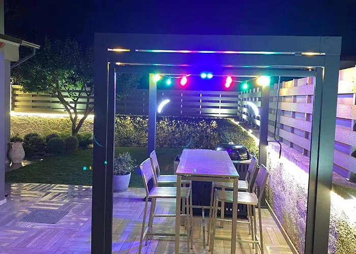 Eli - Luxury Nature Getaway - Strategically Located For Exploration - Onsite Power For Electric Vehicle Villa Fourka