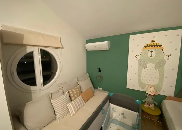 Eli - Luxury Nature Getaway - Strategically Located For Exploration - Onsite Power For Electric Vehicle * Fourka