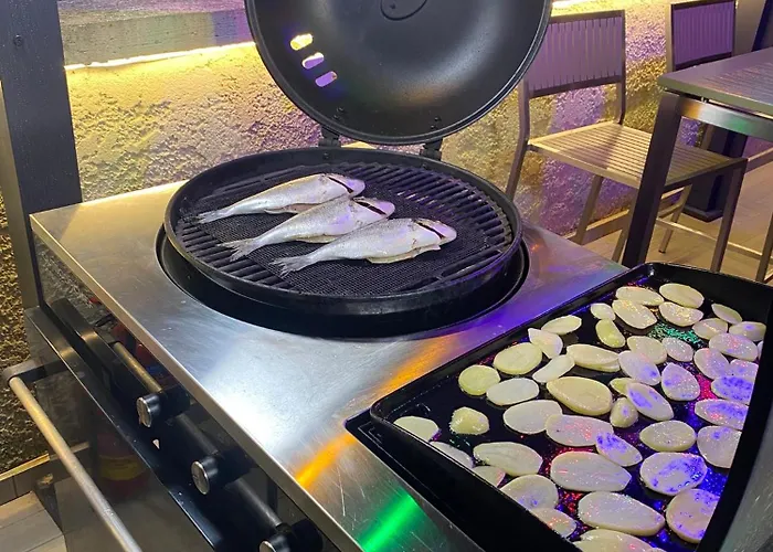 Villa Eli - Luxury Nature Getaway - Strategically Located For Exploration - Onsite Power For Electric Vehicle