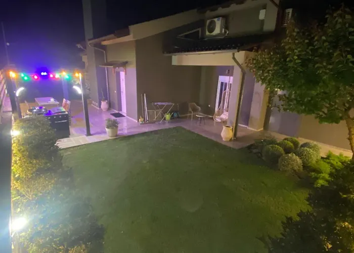 Villa Eli - Luxury Nature Getaway - Strategically Located For Exploration - Onsite Power For Electric Vehicle Fourka